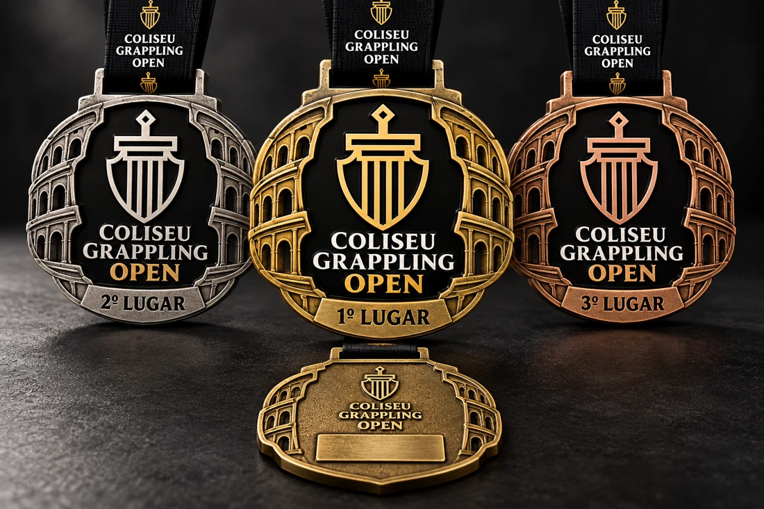 Conceito de medalhas do Coliseu Open em ouro, prata e bronze